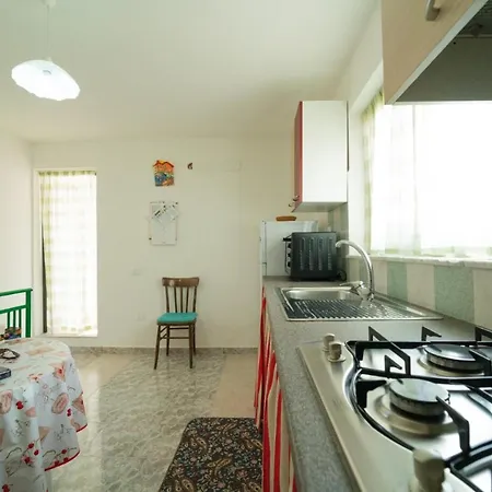 Apartament Via San Bartolomeo Primo Piano E Terrazzo