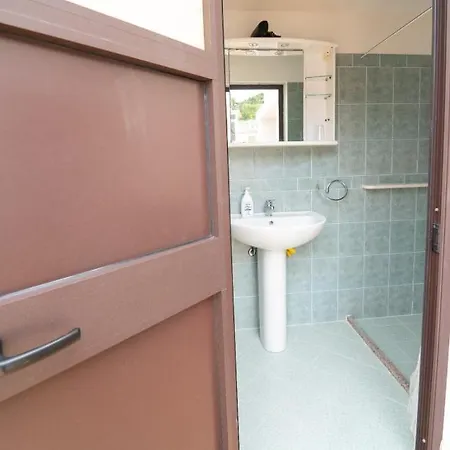 Appartamento Via San Bartolomeo Primo Piano E Terrazzo Isola di Ustica