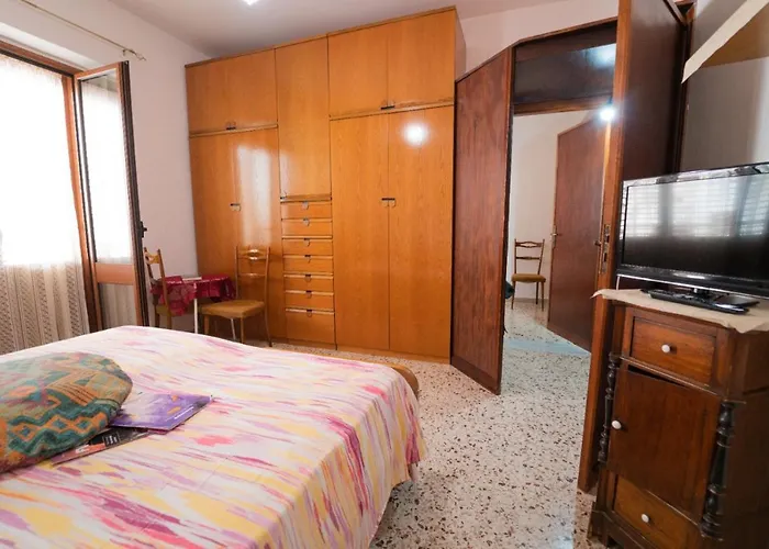 Via San Bartolomeo Primo Piano E Terrazzo